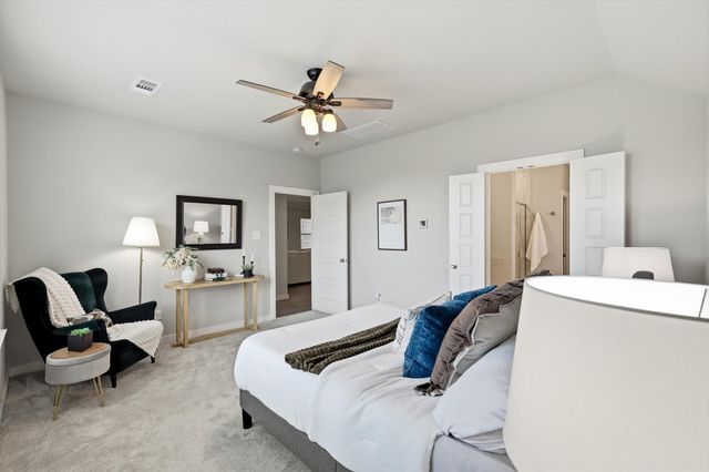 1916 Outpost Creek Lane, Aubrey, TX 76227