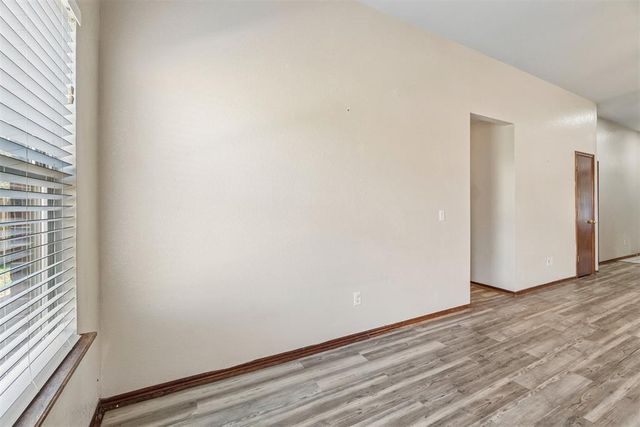 10625 NW 34th Street, Yukon, OK 73099