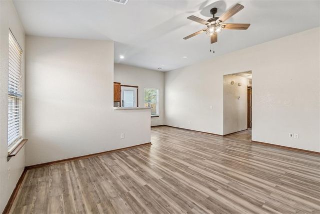 10625 NW 34th Street, Yukon, OK 73099