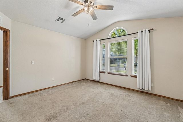 10625 NW 34th Street, Yukon, OK 73099