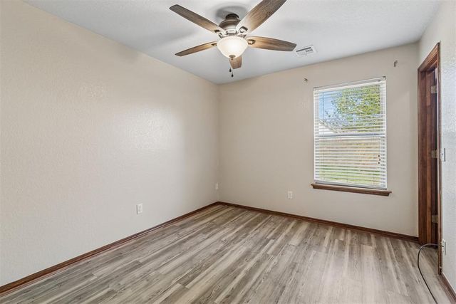 10625 NW 34th Street, Yukon, OK 73099