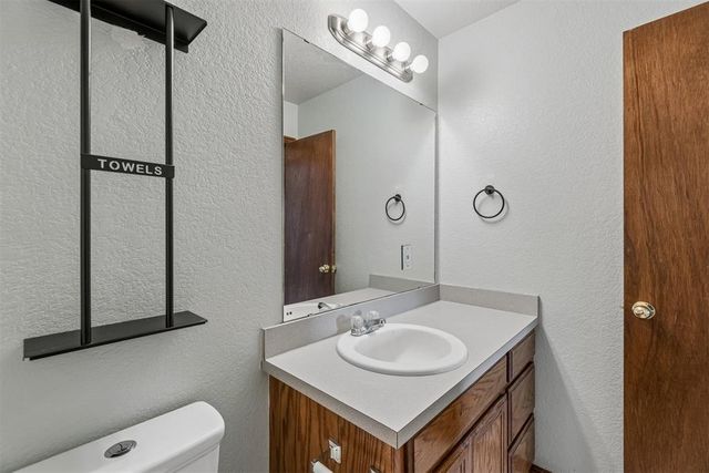 10625 NW 34th Street, Yukon, OK 73099