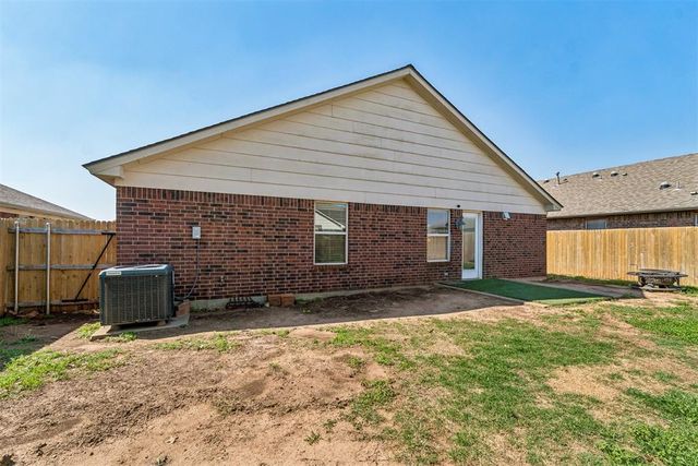 10625 NW 34th Street, Yukon, OK 73099
