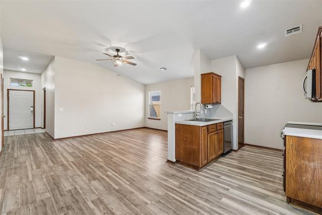 10625 NW 34th Street, Yukon, OK 73099