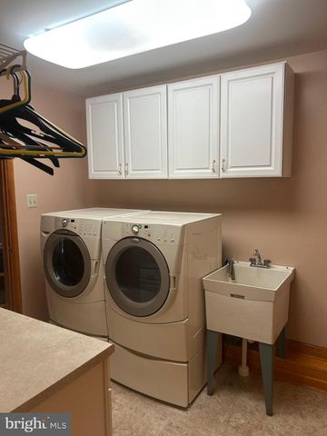 6241 EAST DR, Bensalem, PA 19020