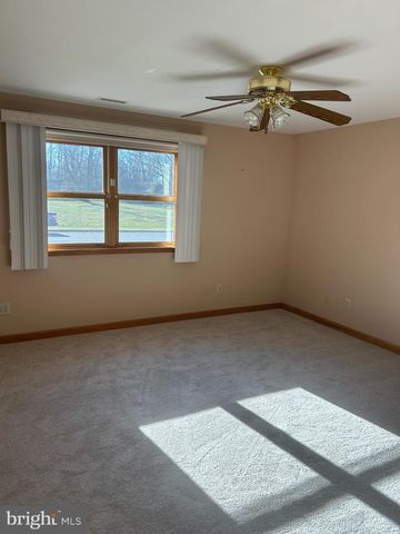 6241 EAST DR, Bensalem, PA 19020