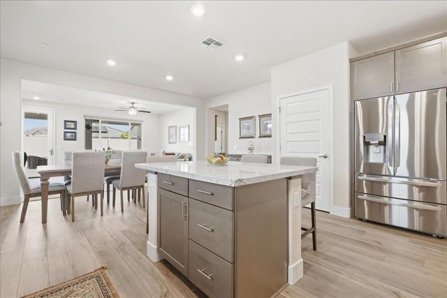 889 Lucent St, El Dorado Hills, CA 95762