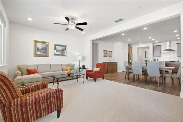 889 Lucent St, El Dorado Hills, CA 95762