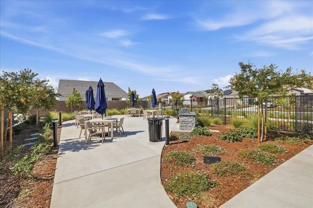 889 Lucent St, El Dorado Hills, CA 95762