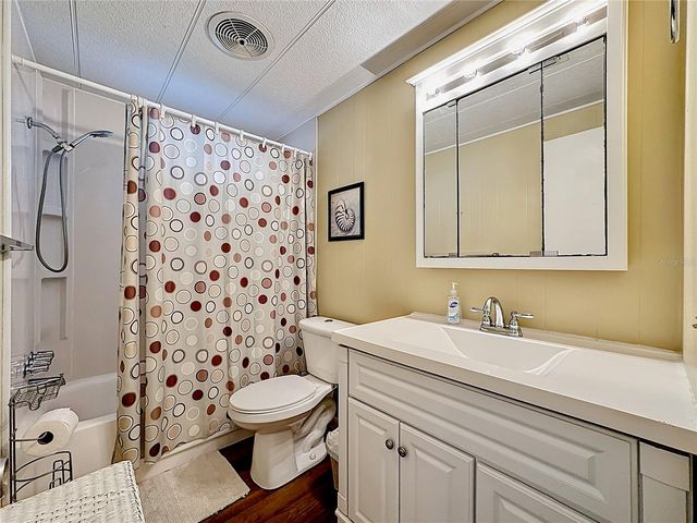 80 DEL RIO DRIVE, Palmetto, FL 34221