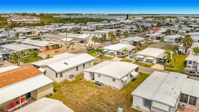 80 DEL RIO DRIVE, Palmetto, FL 34221