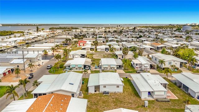 80 DEL RIO DRIVE, Palmetto, FL 34221