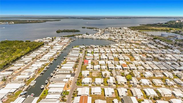 80 DEL RIO DRIVE, Palmetto, FL 34221