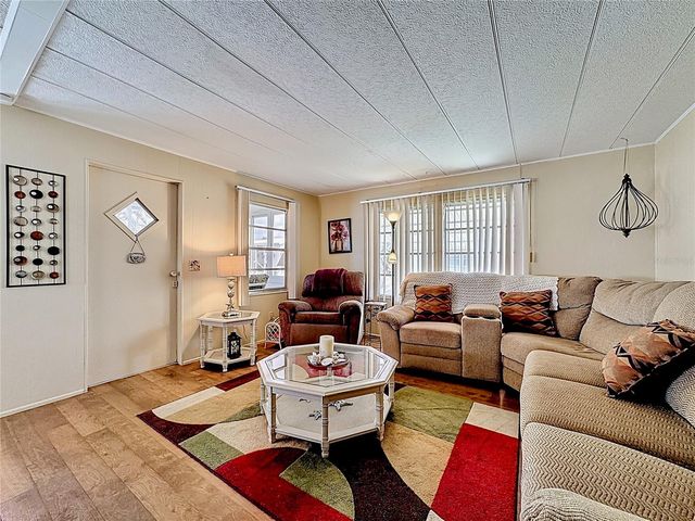 80 DEL RIO DRIVE, Palmetto, FL 34221