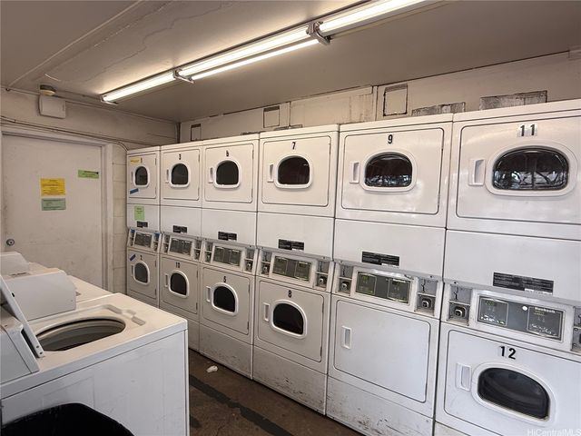 94-246 Leoku Street 303, Waipahu, HI 96797