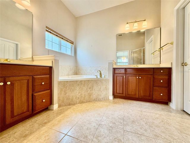 7384 SW 35TH LANE, Gainesville, FL 32608