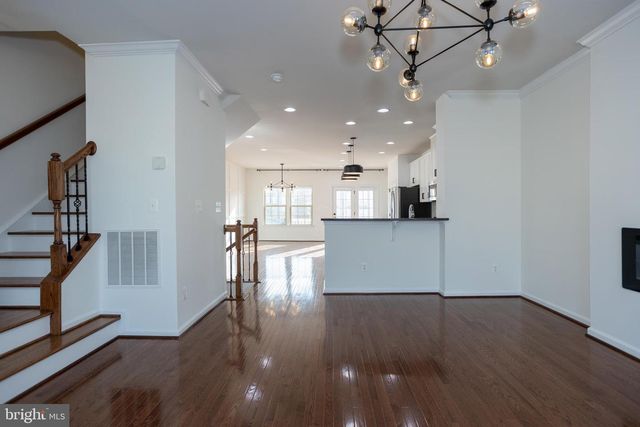 2023 SERVICEBERRY RD, Dumfries, VA 22026