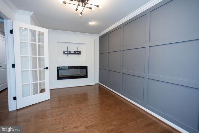 2023 SERVICEBERRY RD, Dumfries, VA 22026