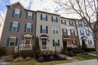 2023 SERVICEBERRY RD, Dumfries, VA 22026