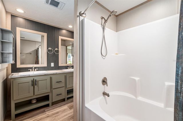 14755 SE 180TH STREET, Weirsdale, FL 32195