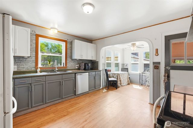 21716 SR 530 NE, Arlington, WA 98223