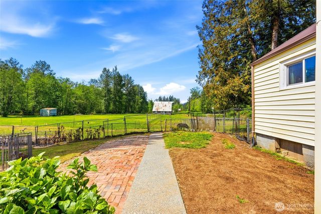 21716 SR 530 NE, Arlington, WA 98223