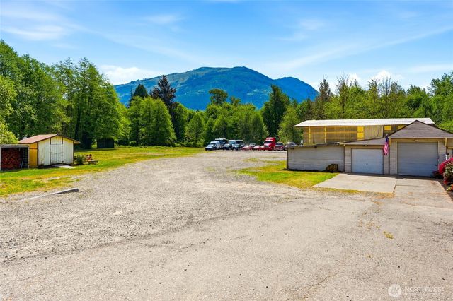 21716 SR 530 NE, Arlington, WA 98223