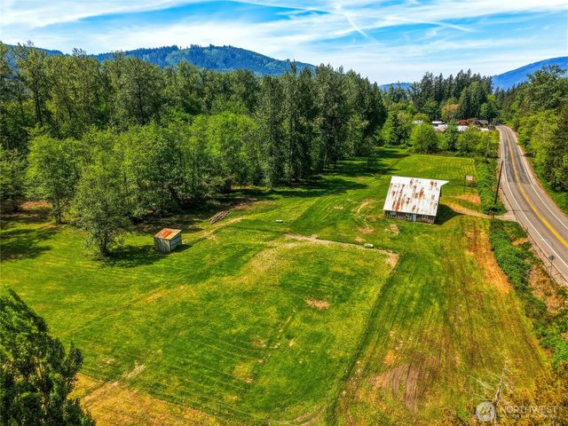21716 SR 530 NE, Arlington, WA 98223