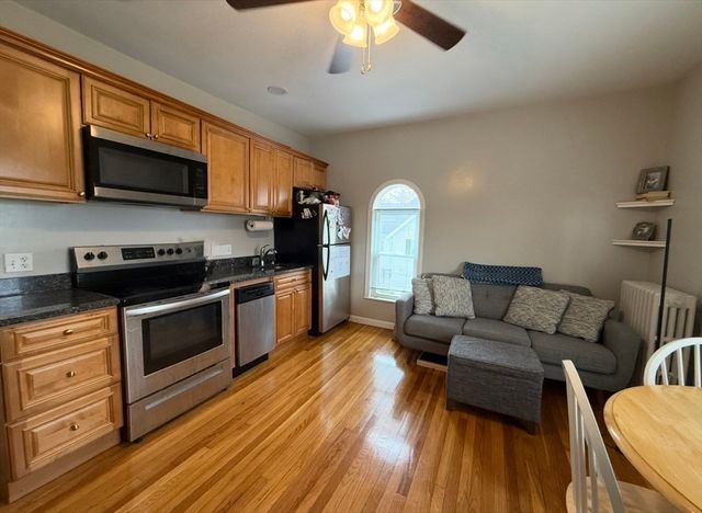 48 Warren Avenue 3, Woburn, MA 01801