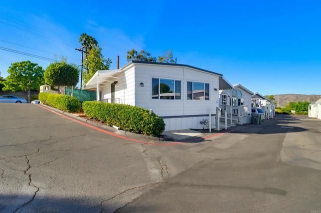 7908 Rancho Fanita Drive 6, Santee, CA 92071