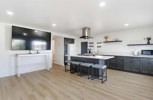 7908 Rancho Fanita Drive 6, Santee, CA 92071