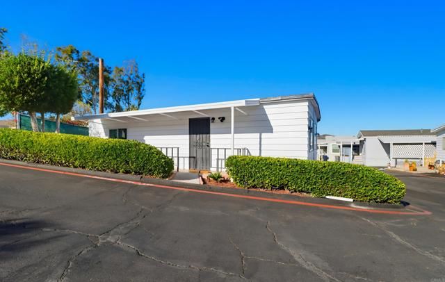 7908 Rancho Fanita Drive 6, Santee, CA 92071