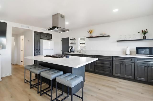 7908 Rancho Fanita Drive 6, Santee, CA 92071