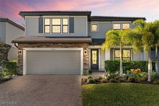 10363 Ventana LN, Naples, FL 34120