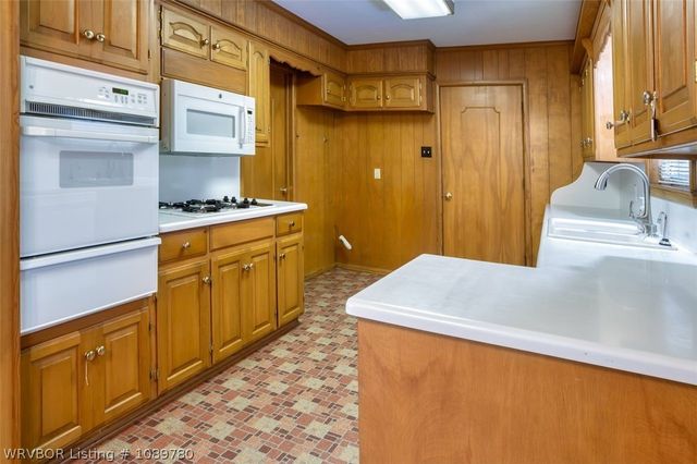 1910 N 46th Terrace, Fort Smith, AR 72904