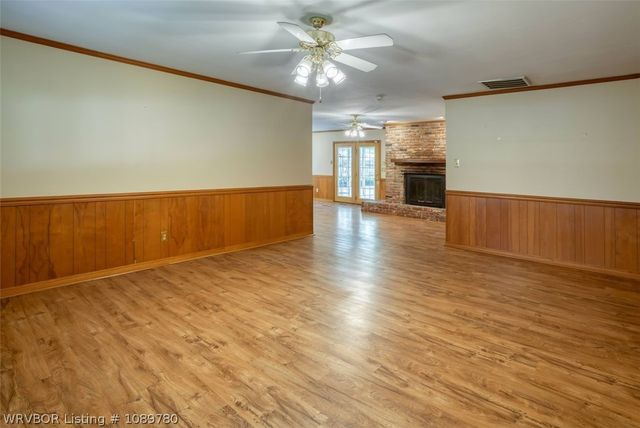 1910 N 46th Terrace, Fort Smith, AR 72904
