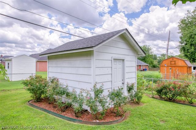 1910 N 46th Terrace, Fort Smith, AR 72904