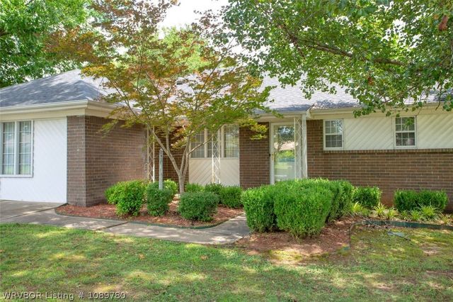 1910 N 46th Terrace, Fort Smith, AR 72904