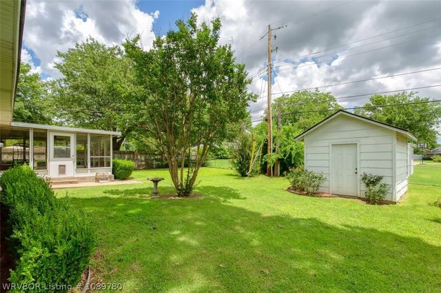 1910 N 46th Terrace, Fort Smith, AR 72904