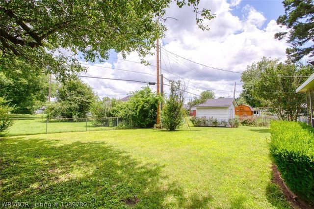 1910 N 46th Terrace, Fort Smith, AR 72904