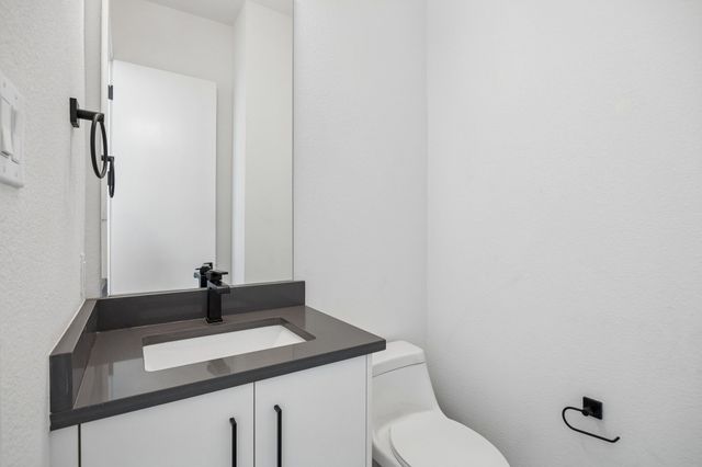 1901 N Carroll Avenue 104, Dallas, TX 75204