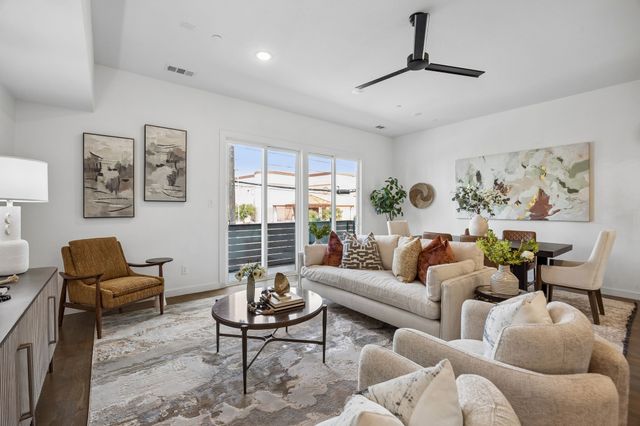 1901 N Carroll Avenue 104, Dallas, TX 75204