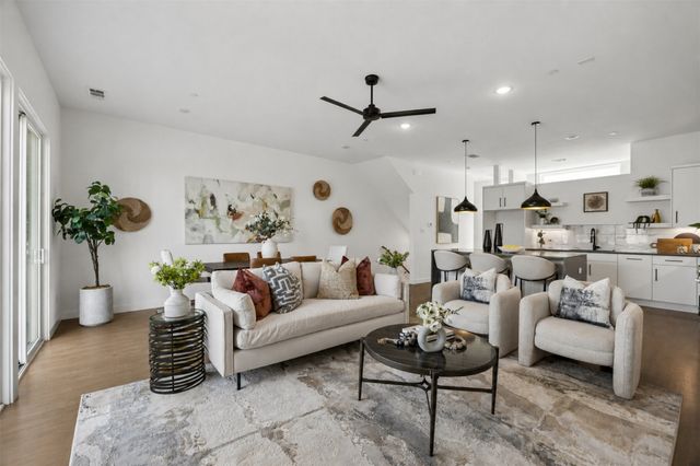 1901 N Carroll Avenue 104, Dallas, TX 75204