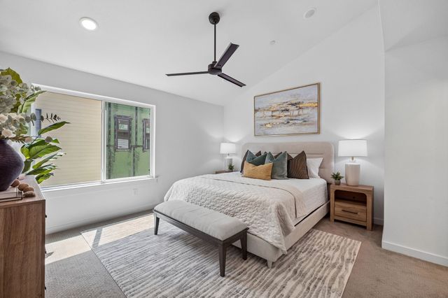 1901 N Carroll Avenue 104, Dallas, TX 75204