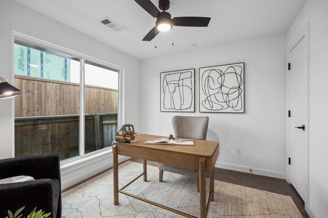 1901 N Carroll Avenue 104, Dallas, TX 75204