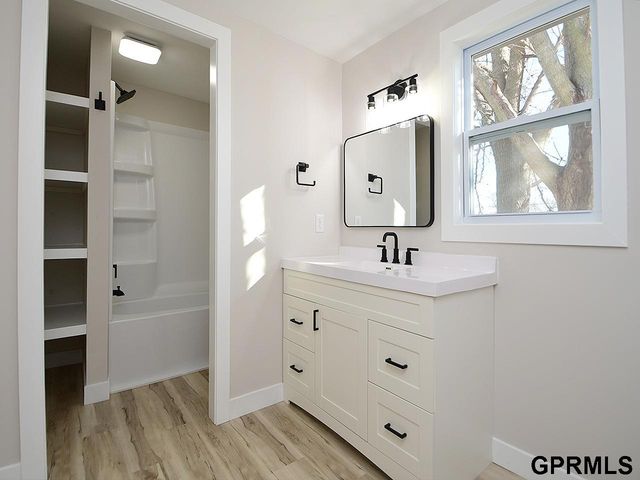 412 3rd Street, Milford, NE 68405