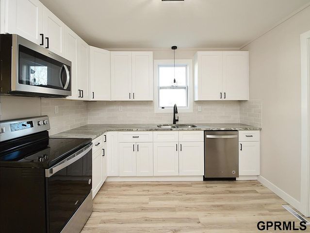 412 3rd Street, Milford, NE 68405