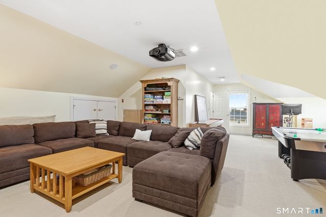 80 Third Avenue, Stratford, CT 06615
