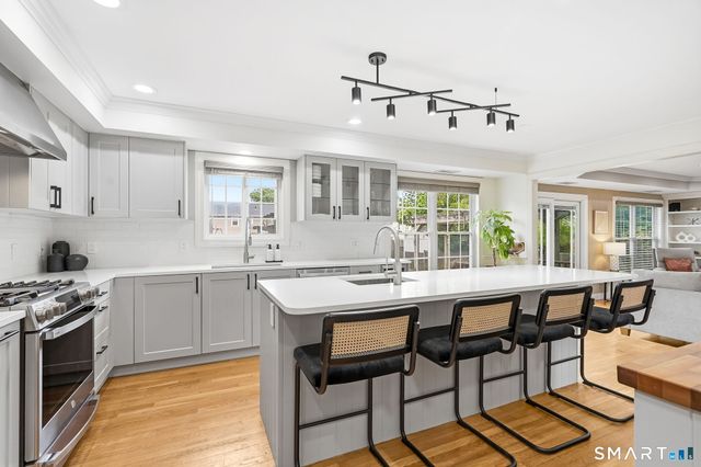 80 Third Avenue, Stratford, CT 06615