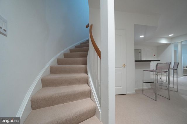 416 SPRING GARDEN LN, Conshohocken, PA 19428